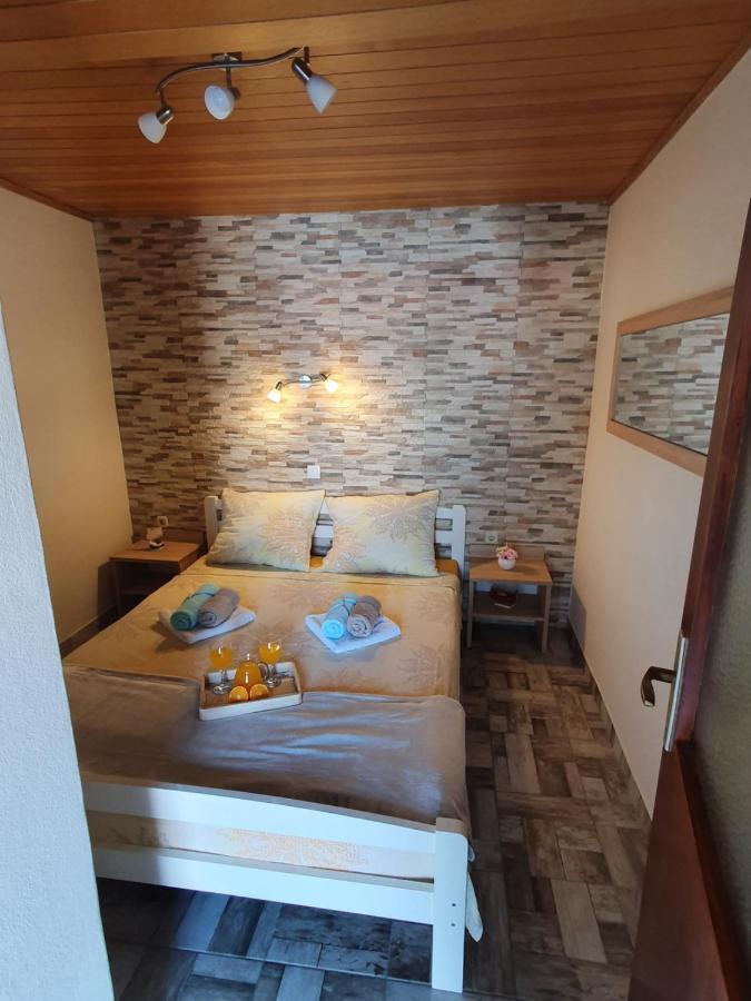 Apartmani Daria & Jure Trogir Exteriör bild